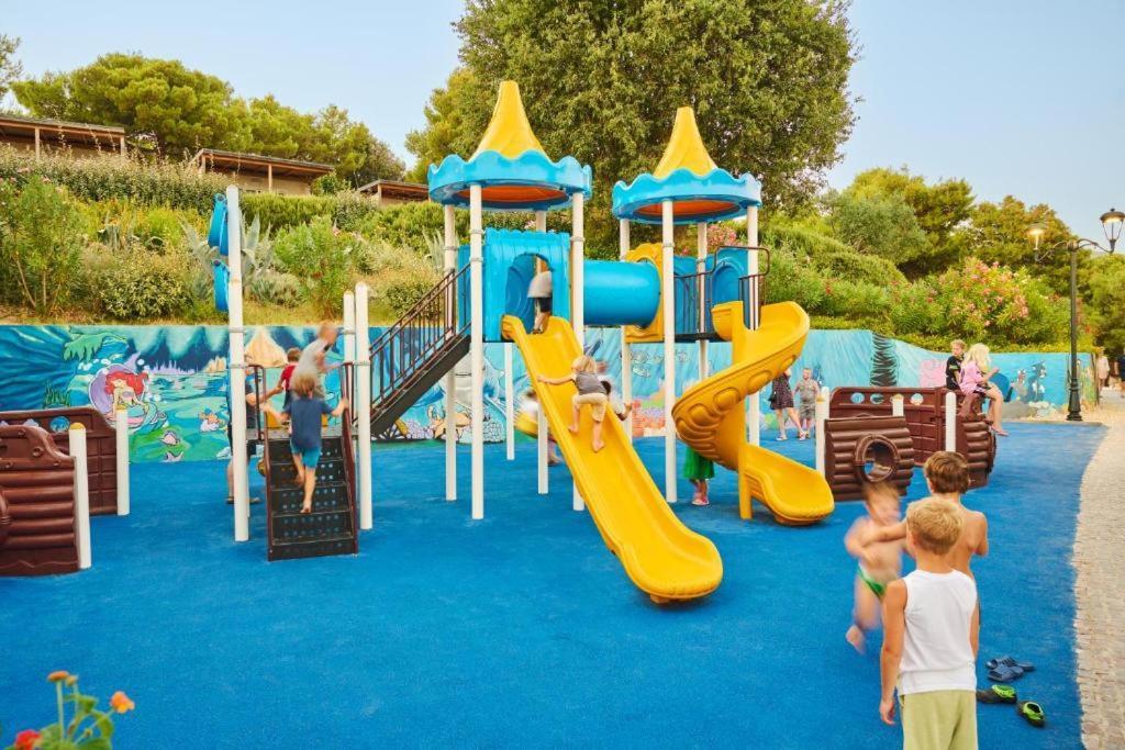 Villa Pinky And Superior Trogir Seget Vranjica Luaran gambar